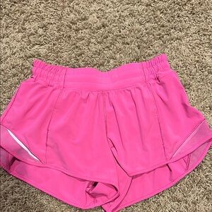 Lululemon hotty hots 6 Women's Pink Athletic Shorts